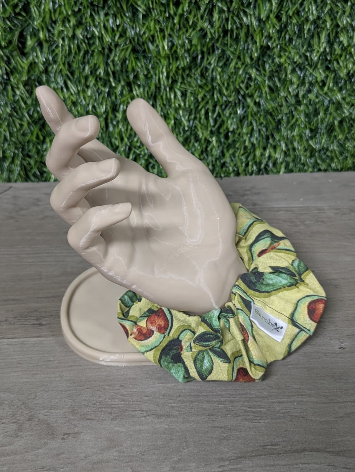 Avocado / Aguacate Scrunchie